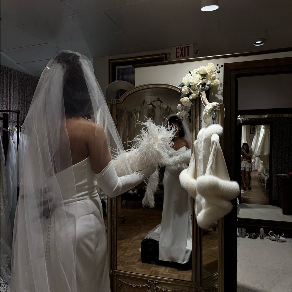 Yvonne Le Fleur Elegant White Wedding Dress with Ostrich Feather Detail - Picture 11 of 13